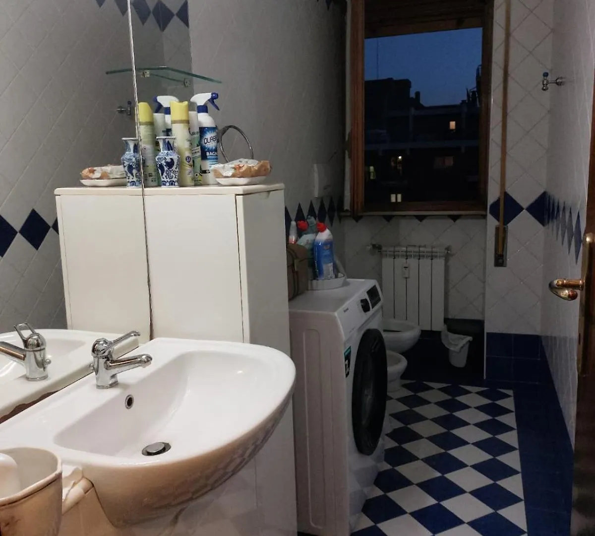 # Punto Fm 9 # Apartment Venice Homestay