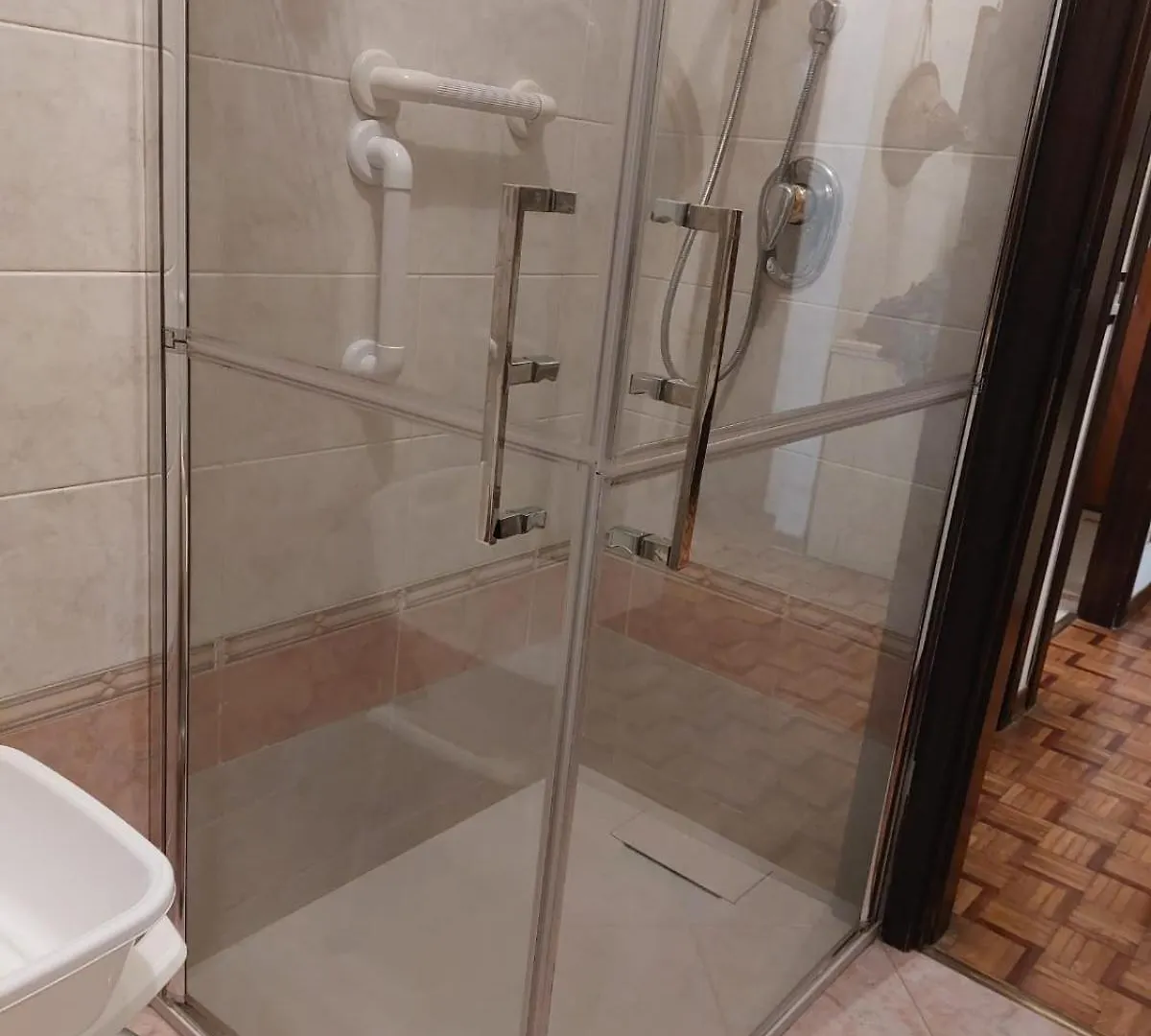 Homestay # Punto Fm 9 # Apartment Venice Italy